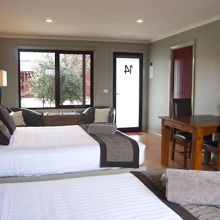 Bairnsdale Motel Екстериор снимка