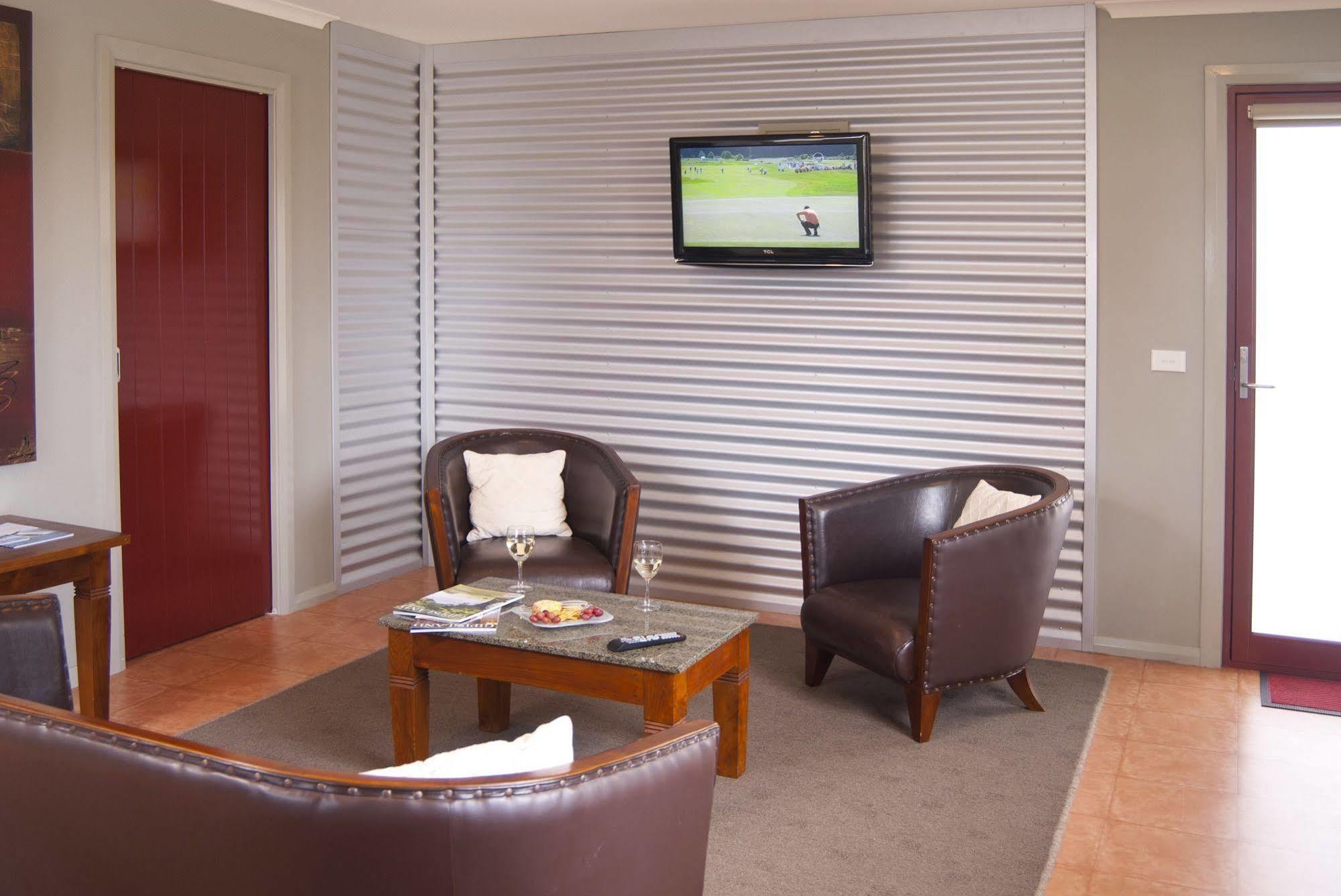 Bairnsdale Motel Екстериор снимка