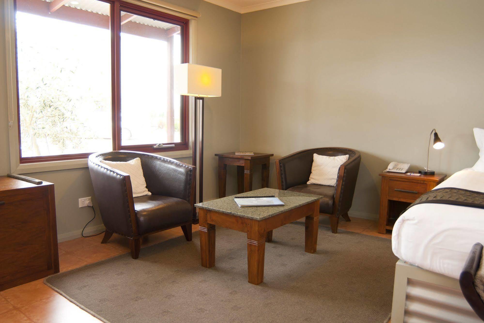 Bairnsdale Motel Екстериор снимка
