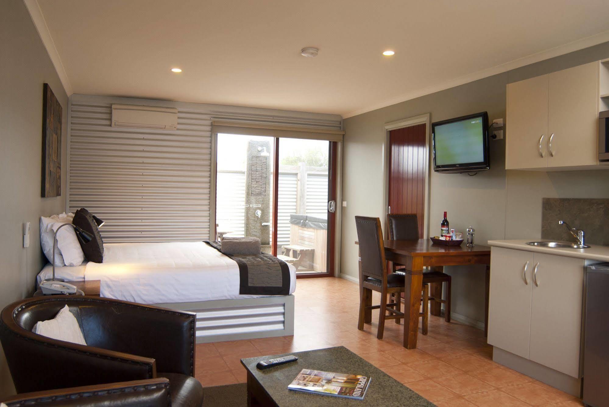Bairnsdale Motel Екстериор снимка